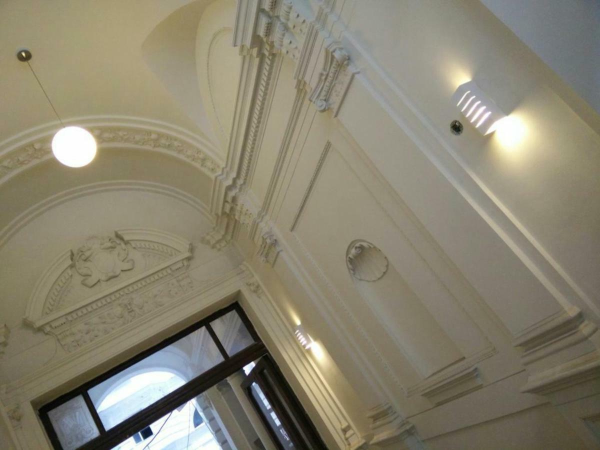 Heart Of The City, Entire Very Big Apartment Budapest Kültér fotó